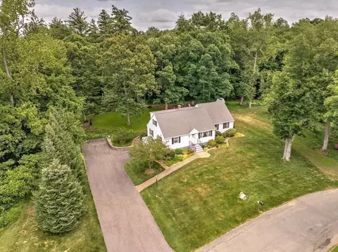 41 Fernwood Dr, Hampden, MA 01036
