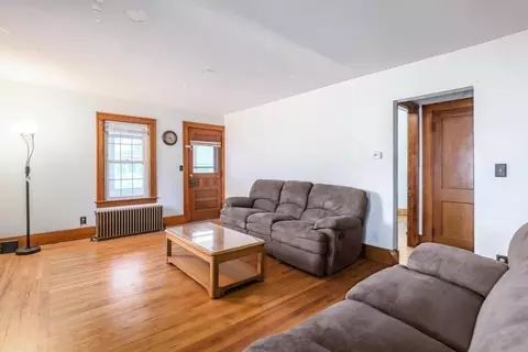 29 Charles St, Palmer, MA 01080 photo 3