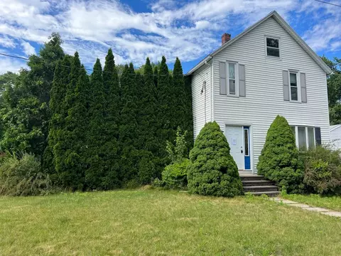 100 Abbey St, South Hadley, MA 01075