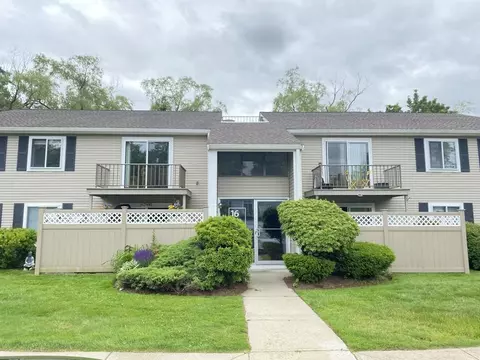 16 Village Way #3, Natick, MA 01760