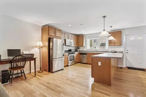 6 Bates St #B, Devens, MA 01434 photo 8