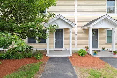 6 Bates St #B, Devens, MA 01434 photo 2