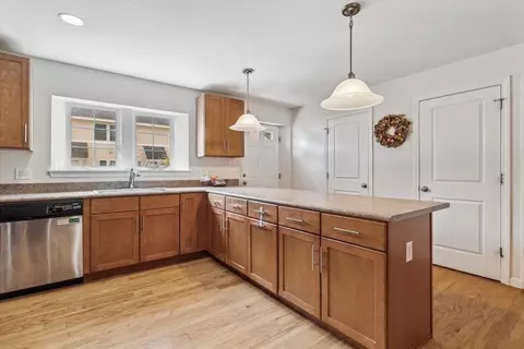 6 Bates St #B, Devens, MA 01434 photo 4