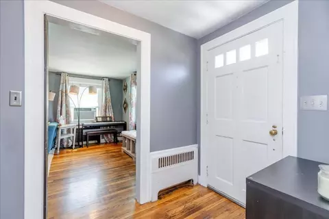 13 Balch St, Beverly, MA 01915 photo 4