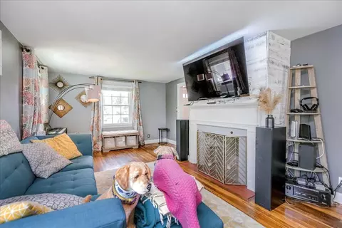13 Balch St, Beverly, MA 01915 photo 8