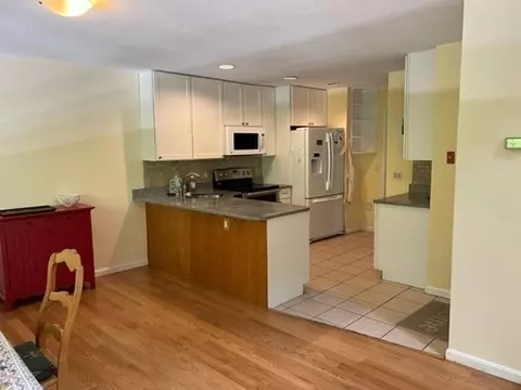 30 Carnation Cir #D, Reading, MA 01867 photo 17
