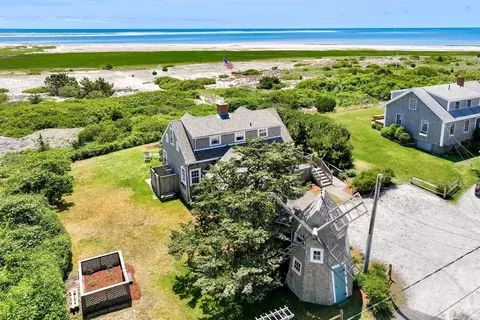 16 Windmill Ln, Chatham, MA 02633