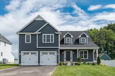 19 Thomas Mann Cir, Norfolk, MA 02056