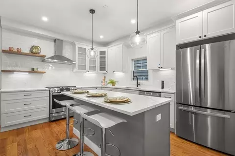 121 Havre #PH, Boston, MA 02128