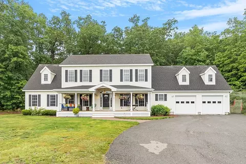 7 White Tail Xing, Lunenburg, MA 01462