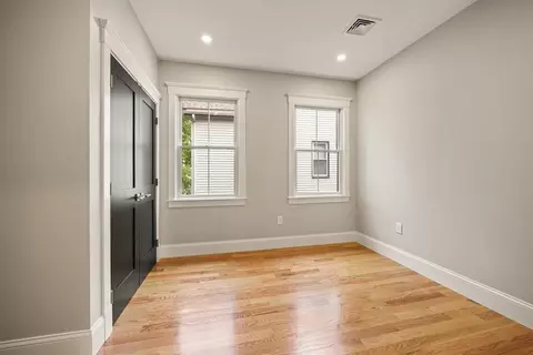 145 Vernal St #2, Everett, MA 02149 photo 7