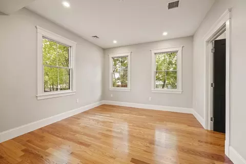145 Vernal St #2, Everett, MA 02149 photo 10