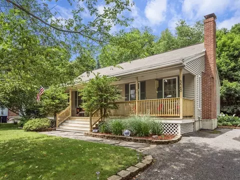 328 Pierce St, Leominster, MA 01453