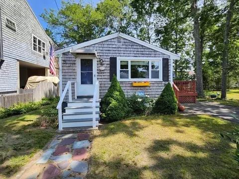 24 Mckinley St, Wareham, MA 02571 photo 13