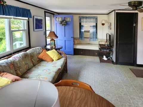 24 Mckinley St, Wareham, MA 02571 photo 8