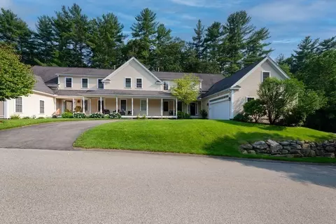 2 Rocky Pt #A1, Carlisle, MA 01741