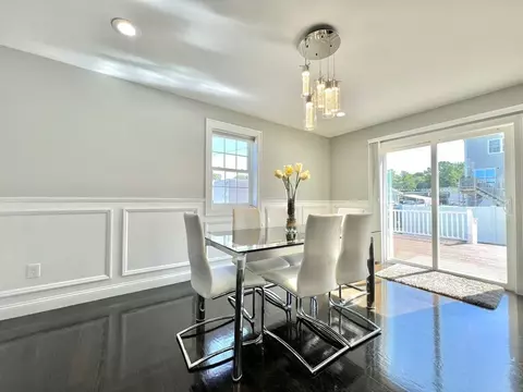 17 Haskins St, Worcester, MA 01604 photo 7