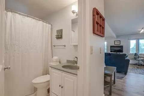 7 Brooks Rd, Gloucester, MA 01930 photo 13