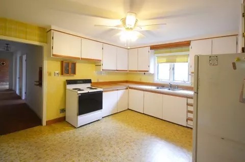 46 Westbrook Rd, Worcester, MA 01602 photo 12