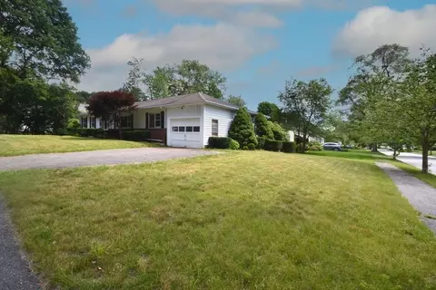 46 Westbrook Rd, Worcester, MA 01602 photo 3