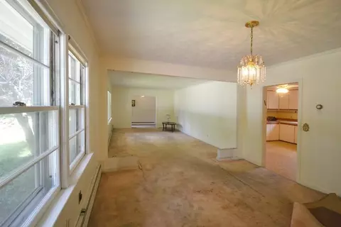 46 Westbrook Rd, Worcester, MA 01602 photo 9