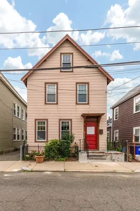 30 Hubbard St, Malden, MA 02148