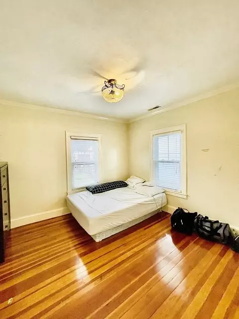 19 Bertram St, Lowell, MA 01851 photo 12