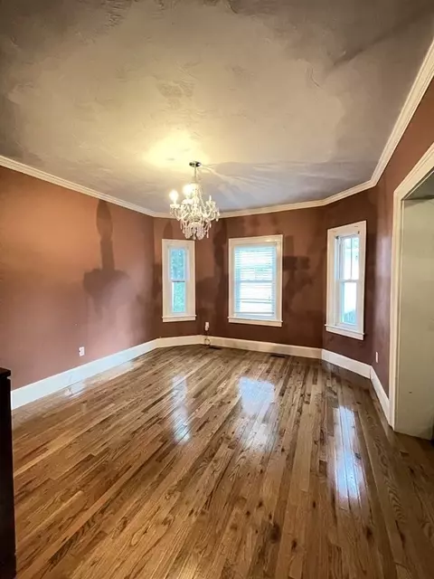 19 Bertram St, Lowell, MA 01851 photo 7
