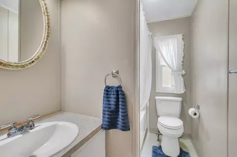 44 Contessa Dr, Springfield, MA 01119 photo 21