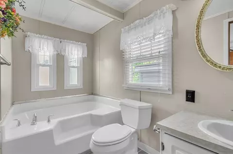 44 Contessa Dr, Springfield, MA 01119 photo 26