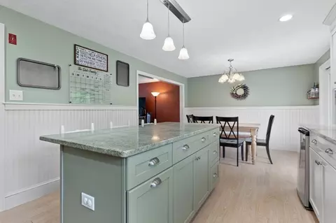 7 Robb Rd, Beverly, MA 01915 photo 6