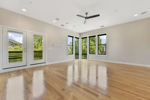 171 W Fourth #5, Boston, MA 02127