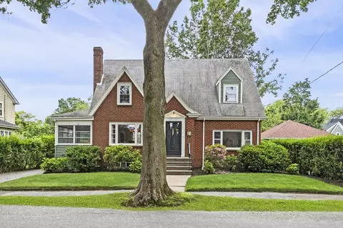 5 Auburndale Rd, Marblehead, MA 01945 photo 2