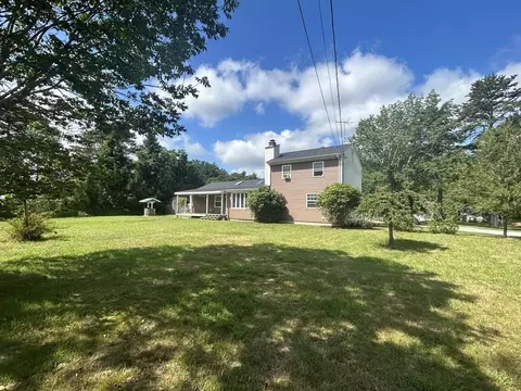 1592 Copicut Rd, Fall River, MA 02747 photo 4
