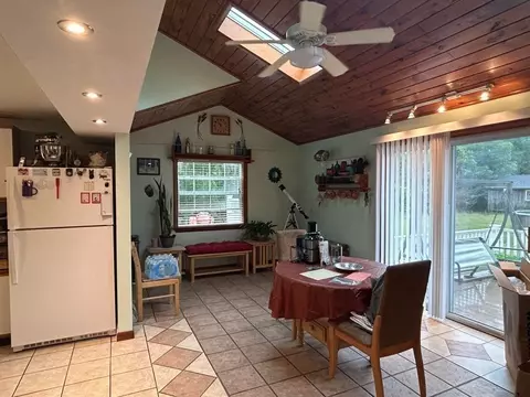 1592 Copicut Rd, Fall River, MA 02747 photo 8