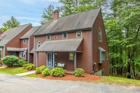 9 Woodridge Ln #9, Westford, MA 01886