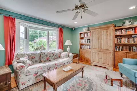 12 Fallston St, Springfield, MA 01119 photo 15