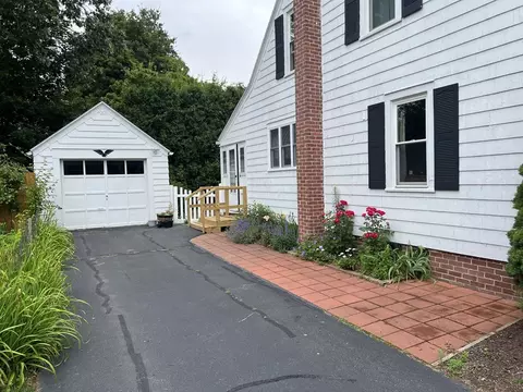 12 Fallston St, Springfield, MA 01119 photo 36