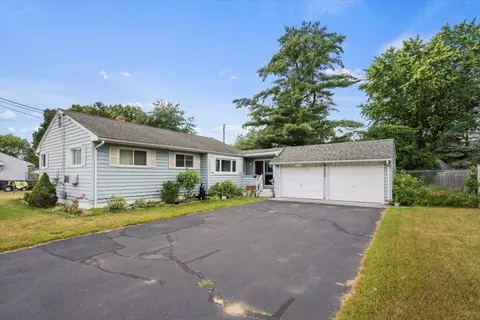 108 Jerilis Dr, Springfield, MA 01119