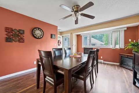 108 Jerilis Dr, Springfield, MA 01119 photo 6