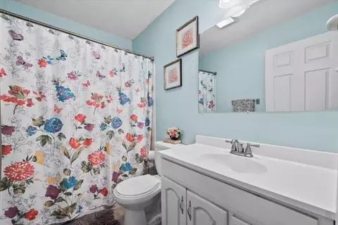 108 Jerilis Dr, Springfield, MA 01119 photo 16