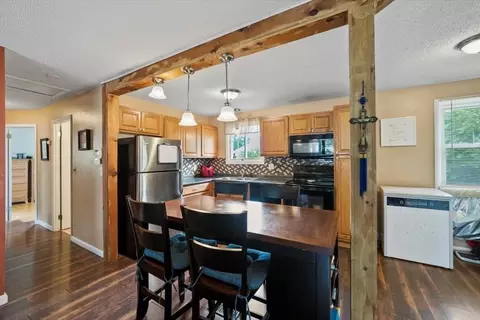 108 Jerilis Dr, Springfield, MA 01119 photo 8