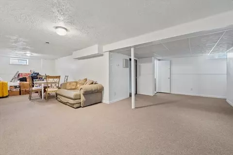 108 Jerilis Dr, Springfield, MA 01119 photo 28