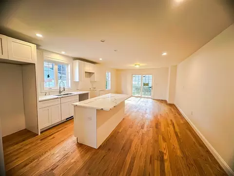71 Eastern Ave #71, Worcester, MA 01605 photo 2