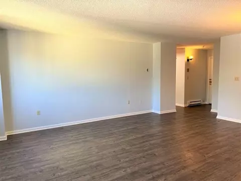 10 Rutledge St #3D, Worcester, MA 01604 photo 3