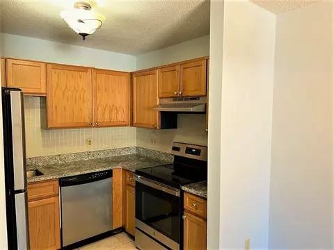 10 Rutledge St #3D, Worcester, MA 01604 photo 6