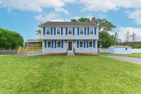 31 Falcon Dr, Attleboro, MA 02703