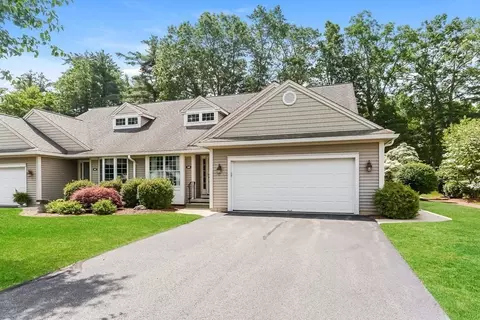 360 Pinehurst Dr #360, East Longmeadow, MA 01028