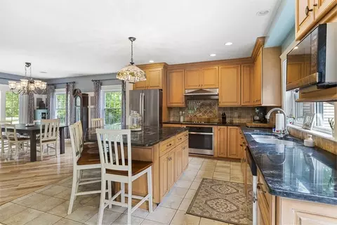 46 Klebart Ave, Webster, MA 01570 photo 5