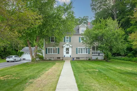 46 Klebart Ave, Webster, MA 01570